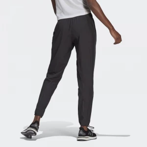 Спортивные штаны женские Adidas ASTRO PANT W DGSOGR черные GN1920