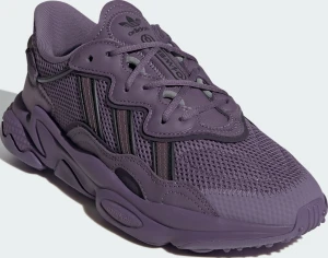 Кроссовки женские Adidas OZWEEGO темно-фиолетовые IG8489