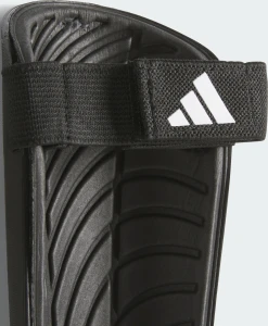 Щитки футбольні Adidas TIRO TRAINING чорні IP3998