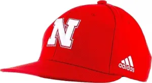 Кепка Adidas NEBRASKA CORNHUSKERS FLAT BRIM SNAP червона GG7605
