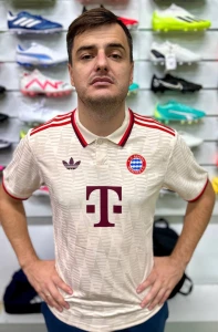 Футболка Баварія (Bayern Munich) 2024-2025 резервна бежево-червона F0049