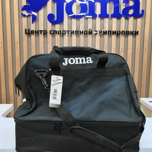 Сумка черная Joma TRAINING III-MEDIUM 400007.100