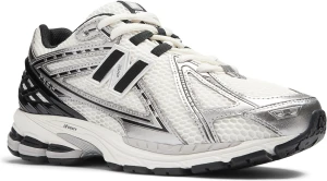 Кроссовки New Balance 1906R бело-серебряно-черные M1906RER
