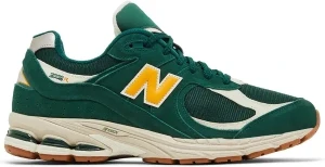 Кросівки New Balance 2002R зелено-білі M2002RAC