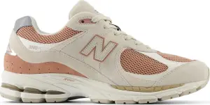 Кроссовки New Balance 2002R бежево-персиковые U2002RNB