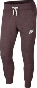 Спортивные штаны Nike Sportswear Heritage Jogger бордовые 928441-652