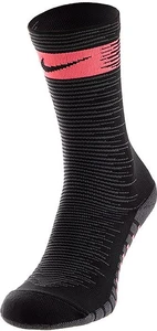Шкарпетки тренувальні Nike U NK Squad Crew чорні SX6831-013