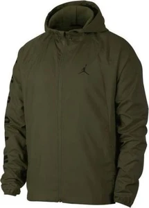 Куртка Nike JORDAN SPORTSWEAR WINGS GFX WINDBREAKER оливковая 939968-395