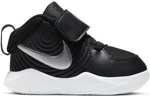 Кроссовки детские Nike TEAM HUSTLE D 9 TD черно-белые AQ4226-001