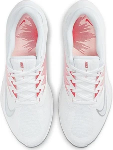 Кросівки жіночі Nike WMNS QUEST 3 біло-помаранчеві CD0232-105