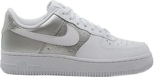 Кросівки жіночі Nike AIR FORCE 1 '07 біло-сріблясті DD6629-100