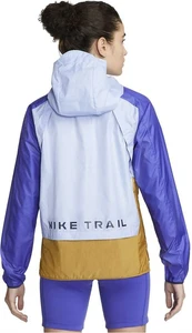Ветровка женская Nike SF TRAIL JKT белая DC8041-468