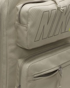 Рюкзак Nike UTILITY SPEED BKPK-GFX SU23 бежевий DO6613-230