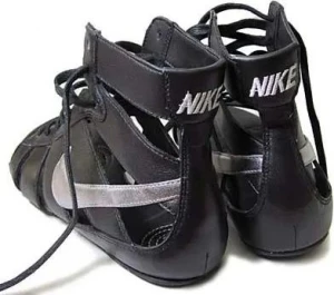 Сандали женские Nike WMNS GLADIATEUR MID черные 378502-002