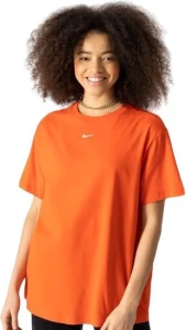 Футболка женская Nike W NSW ESSNTL TEE BF LBR оранжевая DN5697-648