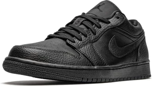Кроссовки Nike AIR JORDAN 1 LOW черные 553558-091