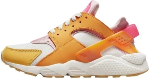 Кросівки жіночі Nike WMNS AIR HUARACHE оранжево-білі DX2674-100