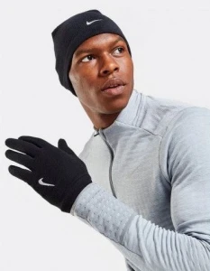 Зимовий набір аксесуарів Nike Fleece Hat And Glove Set чорний N.100.2578.082.SM