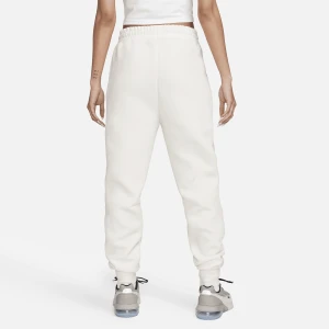 Спортивные штаны женские Nike JGGR бежевые FB8330-110