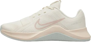 Кросівки для тренувань жіночі Nike MC TRAINER 2 бежево-рожеві DM0824-104