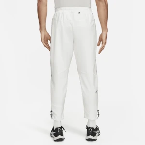 Спортивні штани Nike TRACK CLUB PANT білі FB5503-121