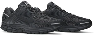 Кроссовки Nike ZOOM VOMERO 5 SP черные BV1358-002
