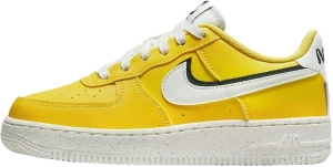Кроссовки подростковые Nike AIR FORCE 1 LV8 (GS) желто-белые DQ0359-700