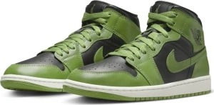 Кросівки жіночі Nike AIR JORDAN 1 MID зелено-чорні BQ6472-031