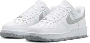 Кросовки Nike AIR FORCE 1 07 бело-серые FJ4146-100