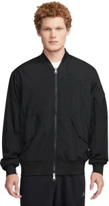 Куртка Nike JORDAN ESSENTIALS STATEMENT LIGHTWEIGHT RENEGADE JACKET чорна FN4623-010