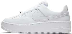Кросівки жіночі Nike AIR FORCE 1 SAGE LOW білі AR5339-100