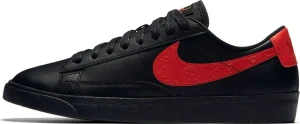 Кеди жіночі Nike BLAZER LOW FLORAL чорно-червоні AJ1689-001