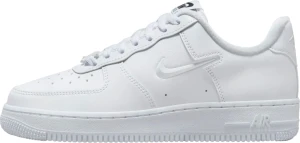 Кроссовки женские Nike AIR FORCE 1 '07 SE JUST DO IT белые FB8251-100