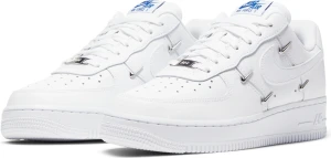 Кроссовки женские Nike AIR FORCE 1 07 LX белые CT1990-100