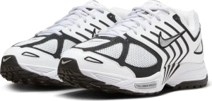 Кроссовки Nike AIR PEGASUS 2005 бело-черные FJ1909-100