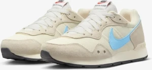 Кроссовки женские Nike VENTURE RUNNER бежево-голубые CK2948-114