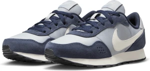 Кроссовки подростковые Nike MD VALIANT (GS) темно-сине-дымчато-голубые CN8558-408