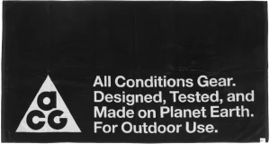 Рушник Nike TOWEL ACG GRAPHIC чорно-білий N.101.3206.012.OS