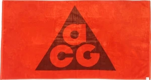 Рушник Nike TOWEL ACG червоно-коричневий N.100.8820.613.OS