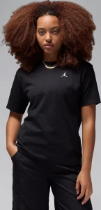 Футболка женская Nike JORDAN ESSENTIALS черная FN4500-011
