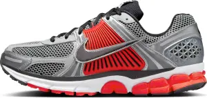 Кроссовки Nike ZOOM VOMERO 5 серо-красно-черные FJ4151-005