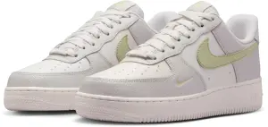 Кроссовки женские Nike AIR FORCE 1 '07 кремово-лаймовые IB3881-001