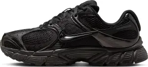 Кроссовки женские Nike V5 RNR черные HQ7901-001