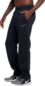 Спортивные штаны Nike THERMA-FIT черные 932253-010