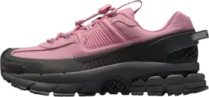 Кроссовки женские Nike ZOOM VOMERO ROAM WINTERIZED розово-черные HQ2181-003