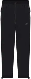 Спортивные штаны Nike TECH WOVEN черные HM8241-010