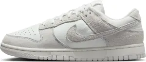 Кросівки жіночі Nike DUNK LOW сіро-білі HJ5777-100