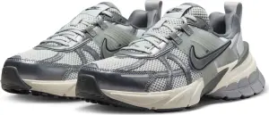 Кроссовки женские Nike V2K RUN серо-серебряные FD0736-003