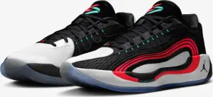 Кросівки баскетбольні Nike LUKA 4 чорно-біло-червоні HF0823-001