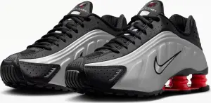 Кросівки жіночі Nike SHOX R4 чорно-сріблясто-червоні AR3565-011